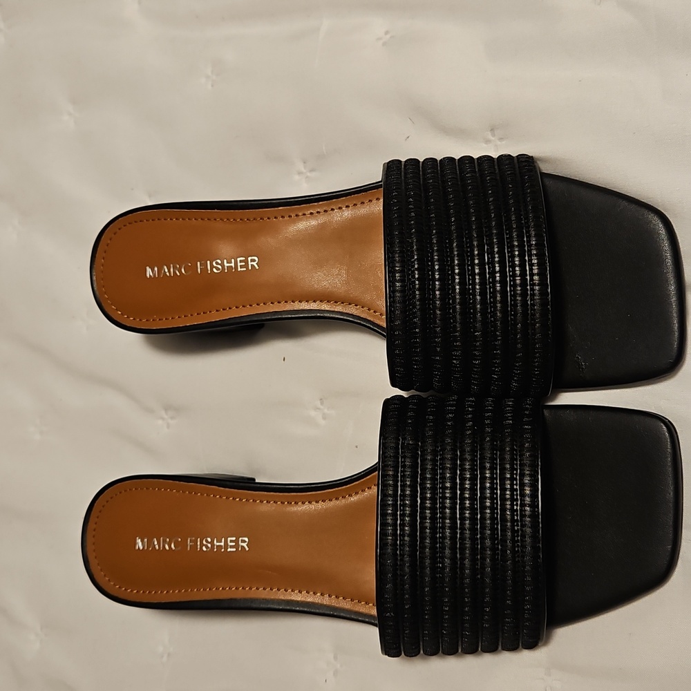 Marc Fisher Black Slide Sandals NWOT Size 7